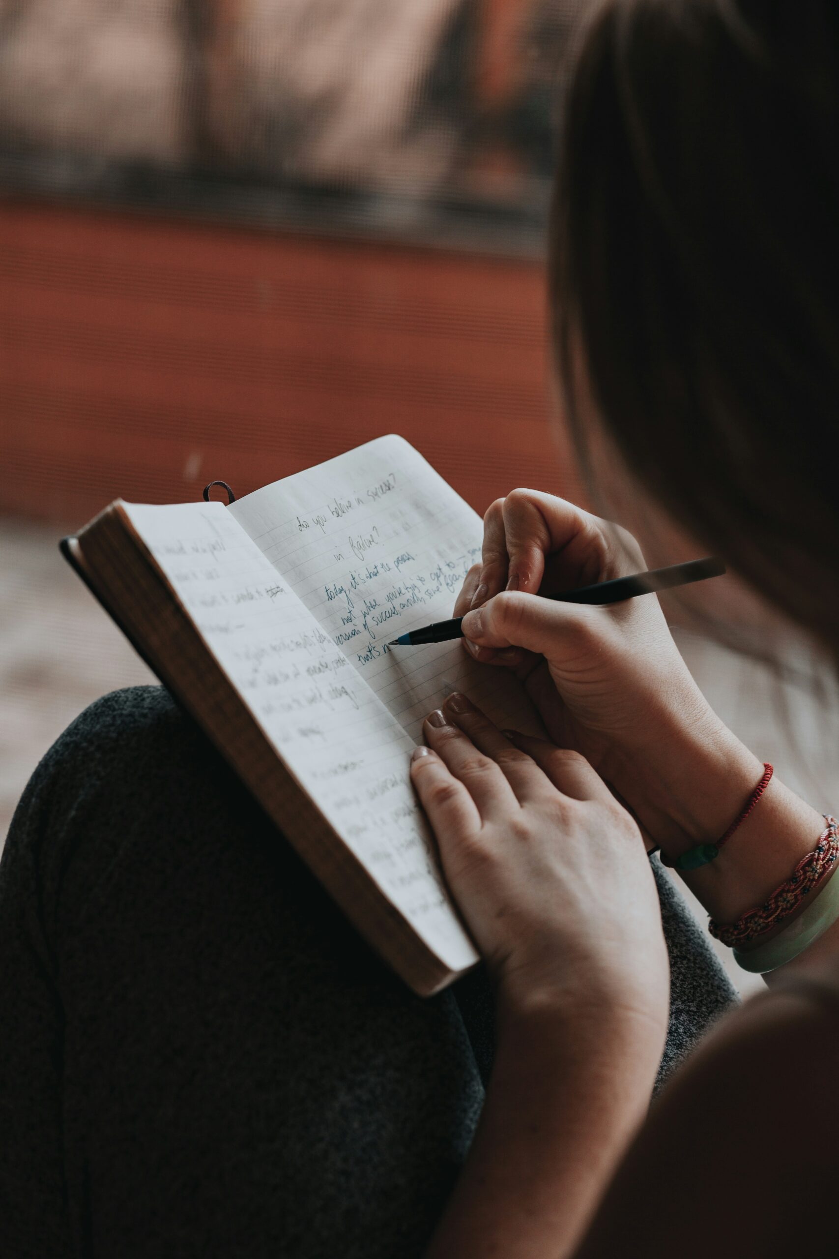 The Ultimate Guide to Bullet Journaling for Beginners
